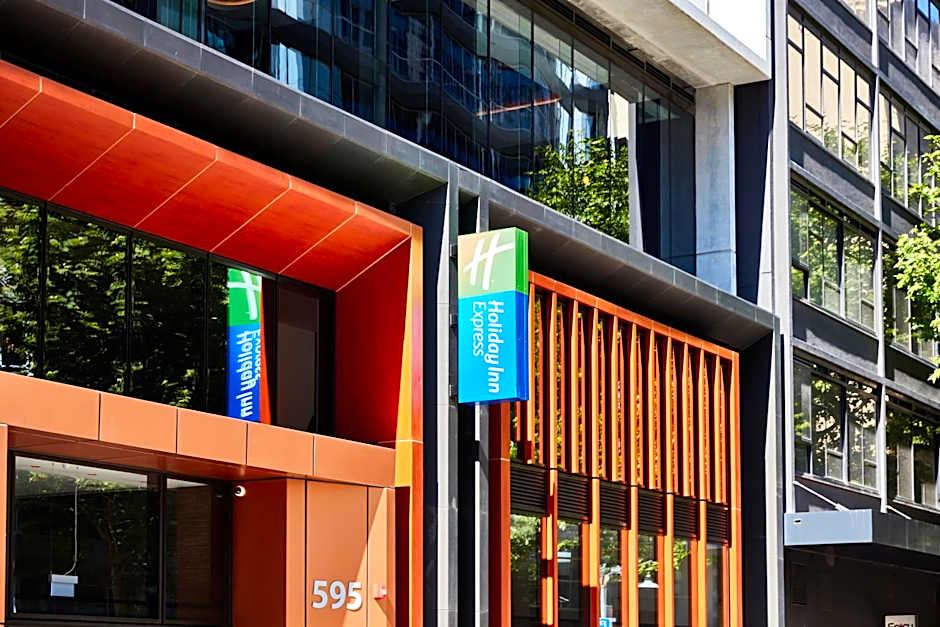 Holiday Inn Express Melbourne Little Collins By IHG