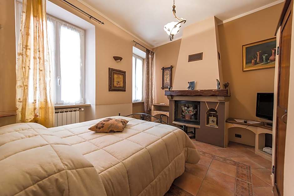 Photo 1 sur 9 de Superior 1 King Bed, 1st Floor