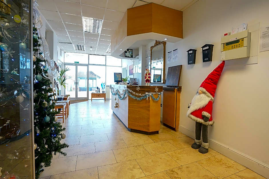 OYO Shanklin Beach Hotel