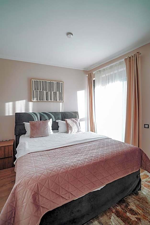 Panorama Deluxe Aparthotel