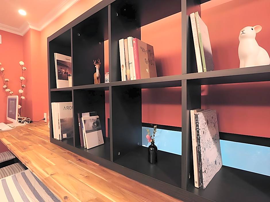 Blueboat Hostel Jeonju (Korea Quality)