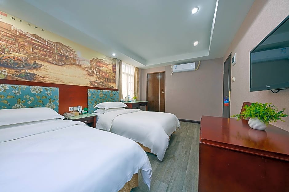 Kaiserdom Hotel China Plaza