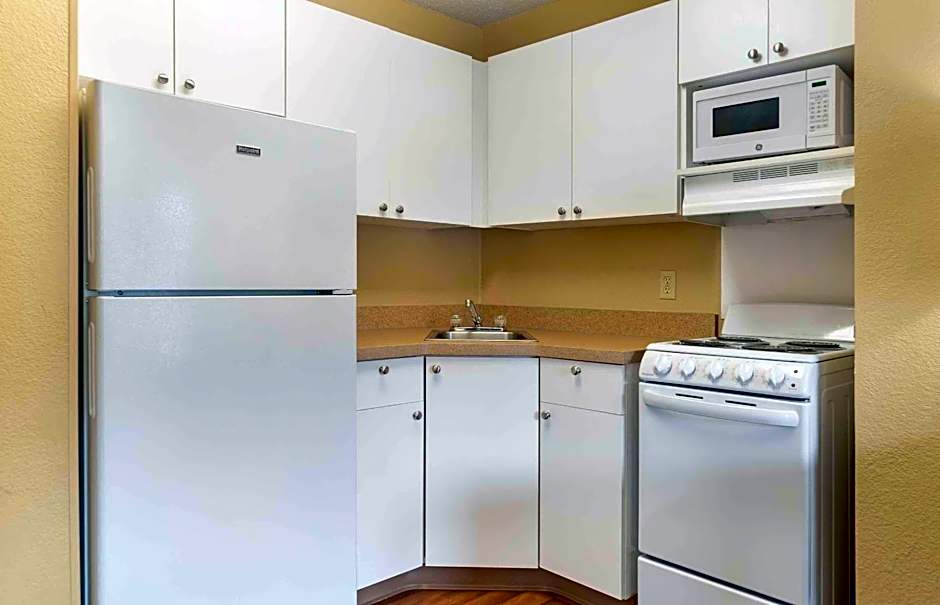 Extended Stay America Suites - Detroit - Novi - Orchard Hill Place