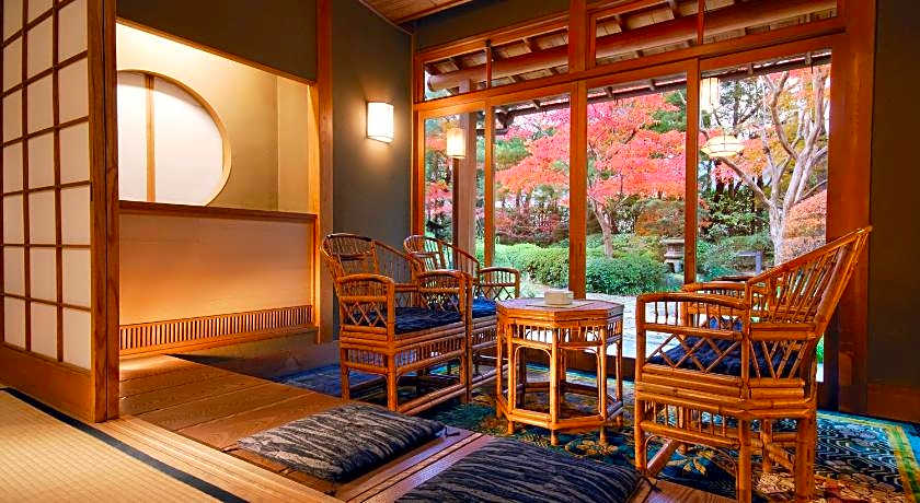 Gero Onsen Suimeikan