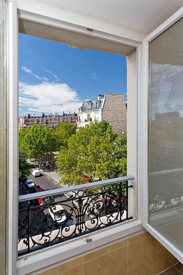 Hipotel Paris Belgrand Mairie Du 20eme