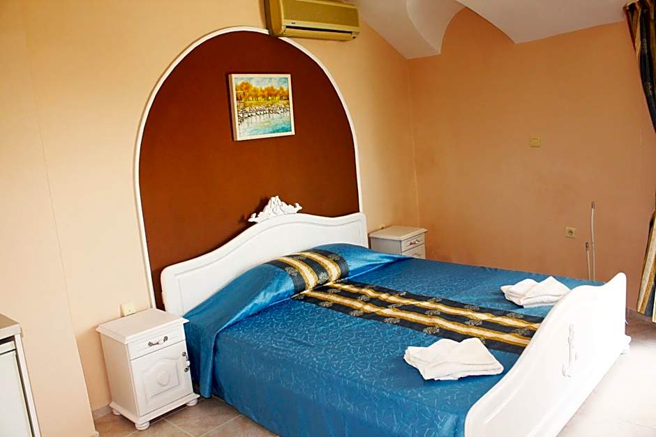 Family Hotel Paros 2