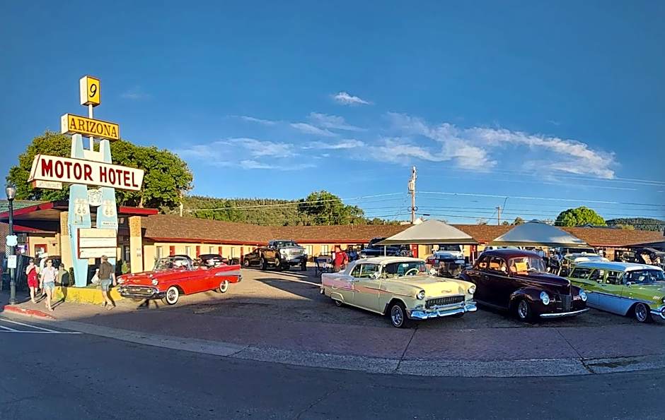 Arizona 9 Motor Hotel