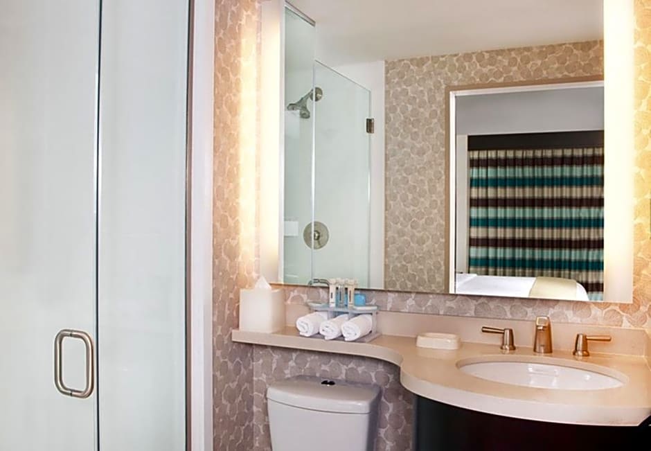 Holiday Inn Express Manhattan Times Square South By IHG
