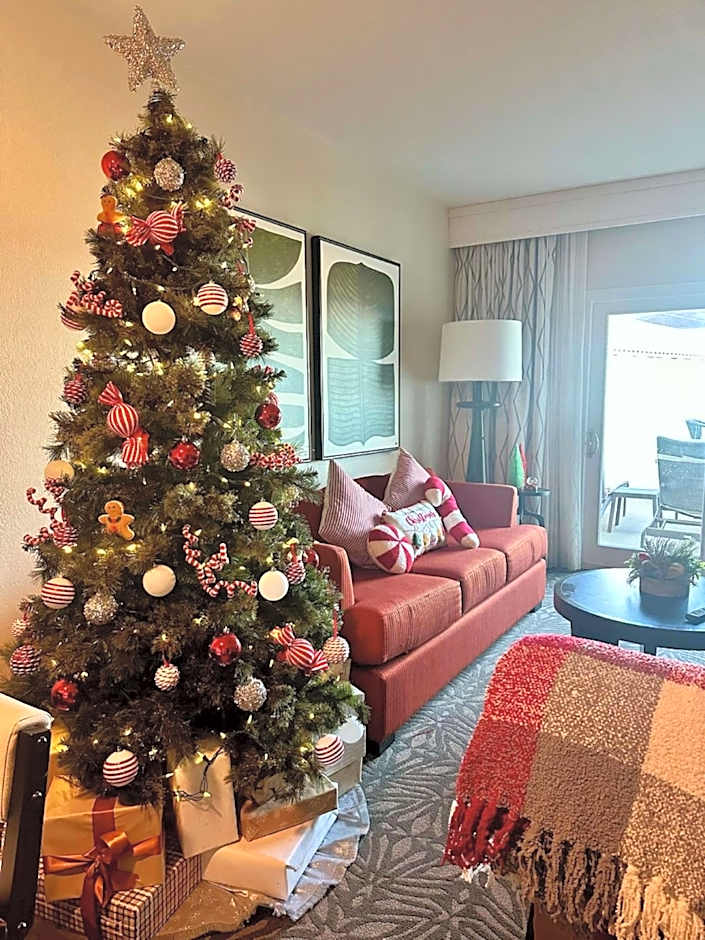 Zachari Dunes on Mandalay Beach, Curio Collection by Hilton