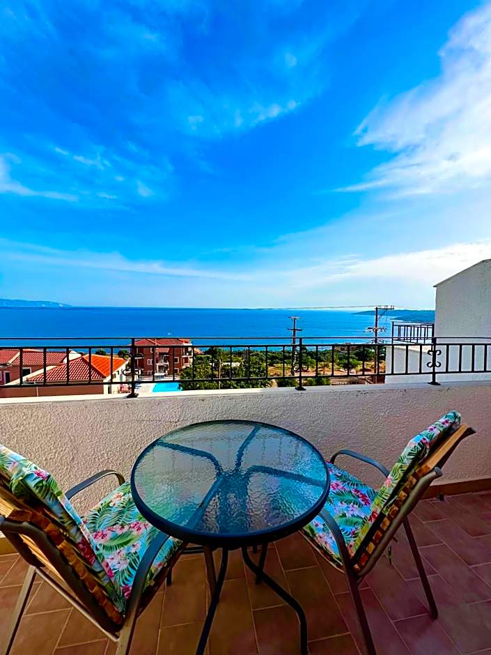 Ocean Front Studios 77