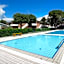 Cozy flat in residence with swimming pool-Beahost