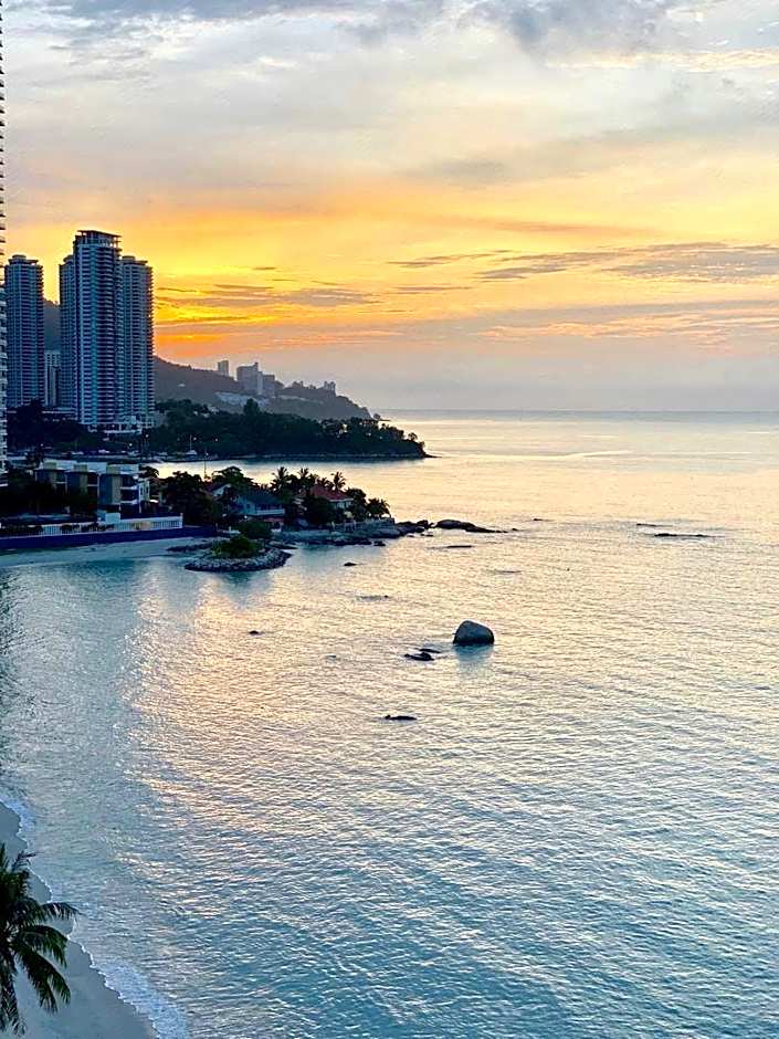 Hompton by the Beach Penang