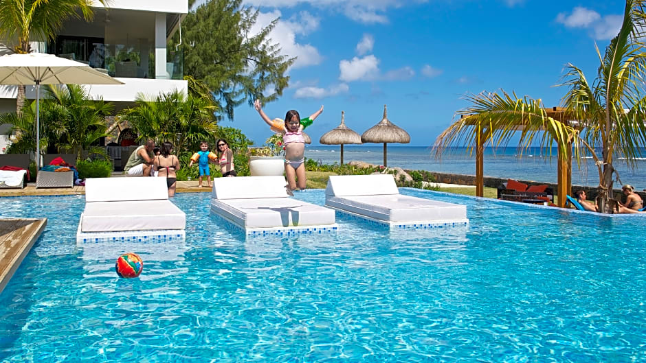 Leora Beach by horizon holidays