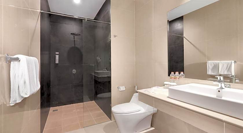 favehotel S. Parman Medan