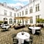 Sapphire House Antwerp, Autograph Collection