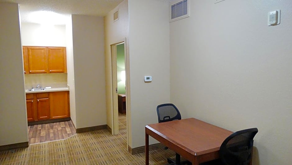 Extended Stay America Suites - Dallas - Frankford Road