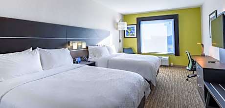 Standard Queen Room with Two Queen Beds