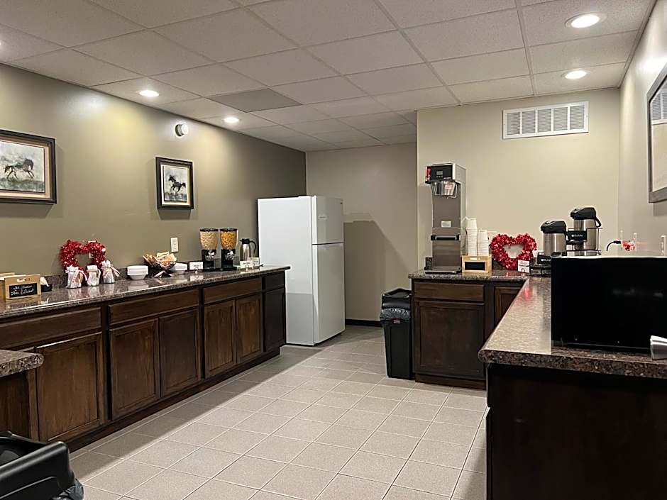 The Stables Inn & Suites
