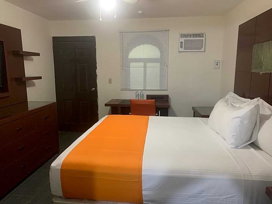 Hotel Los Arcos