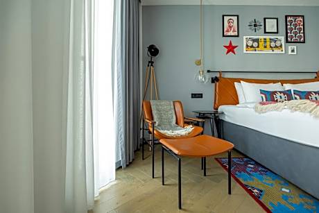 Premium King Room