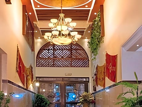 Jardaneh Hotel