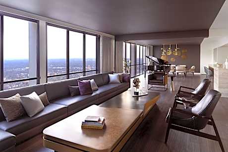 Marquis Suite, Concierge level, 1 Bedroom Suite, 1 King, Skyline view