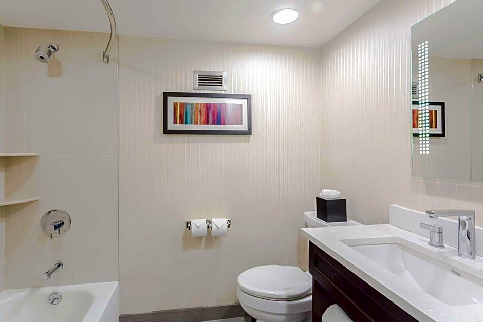 Embassy Suites By Hilton Hotel Piscataway-Somerset