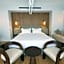 Neuilly Park Hotel
