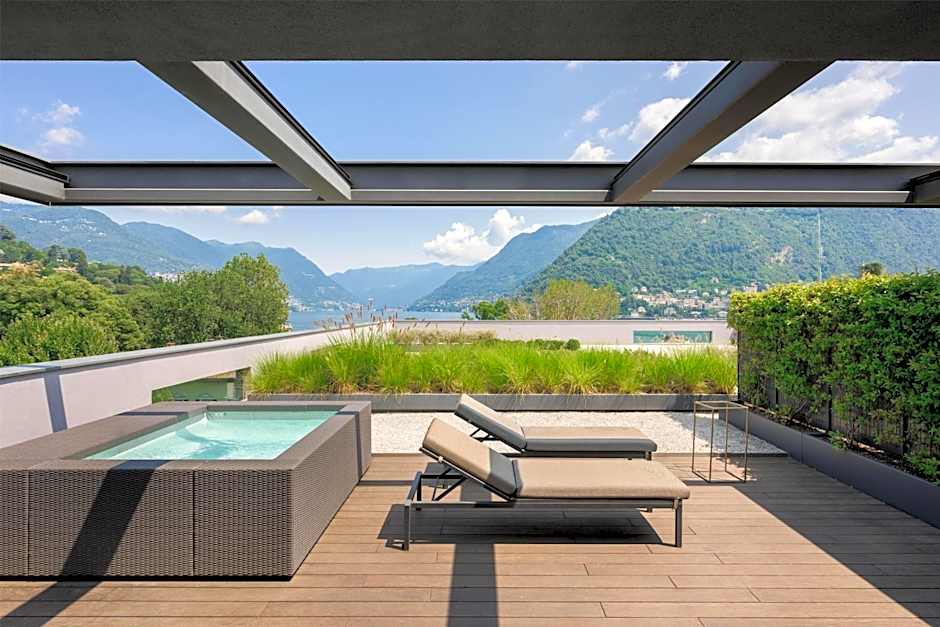 Hilton Lake Como