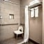 Days Inn & Suites by Wyndham Murfreesboro