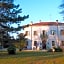 Villa Manto