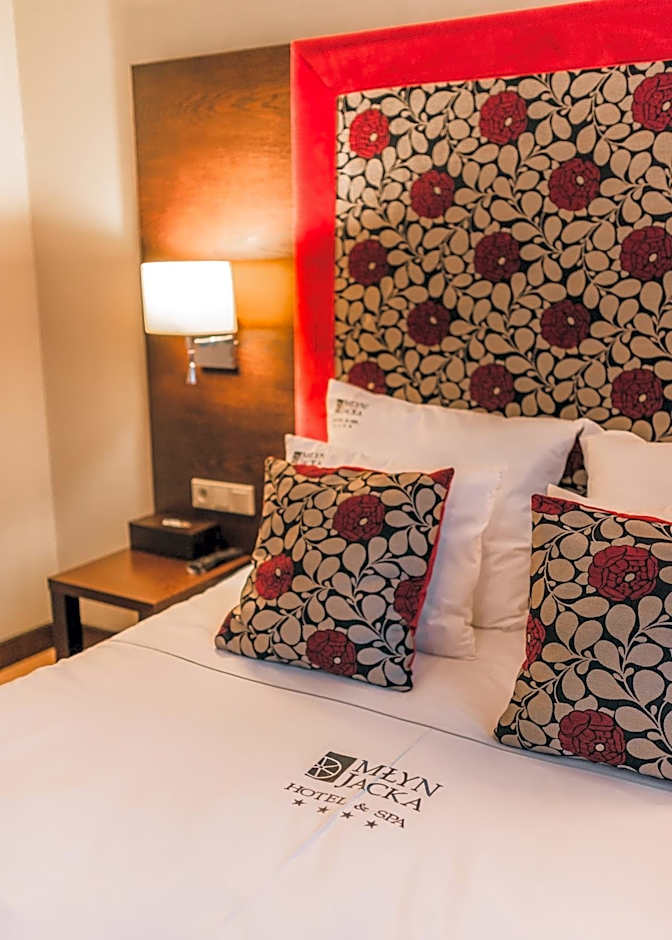 Myn Jacka Hotel & Spa