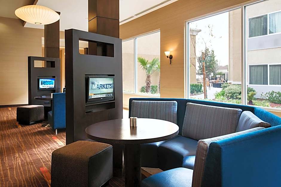 Courtyard by Marriott Sacramento Cal Expo
