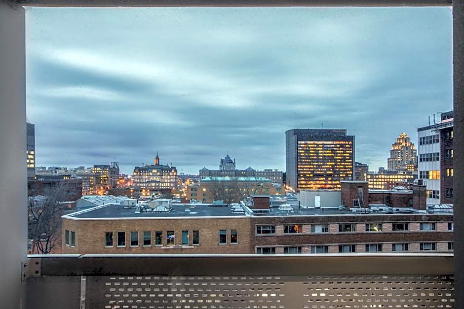 Hotel Faubourg Montreal Centre Ville Downtown 183492