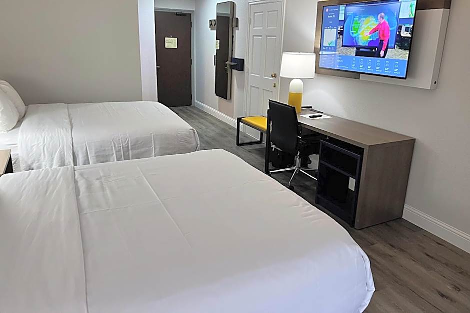 Comfort Inn & Suites I10 - Mason Road