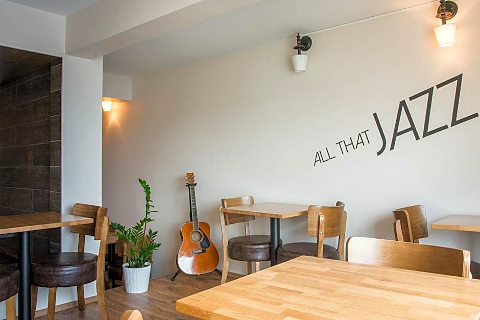 Hotel Jazz - By Keflavik Airport - Reykjavik - Iceland