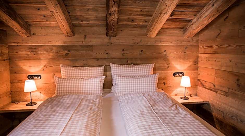 Alpin Chalets Oberjoch - Luxus Unterkunft mit privatem SPA und Zugang zu 3000 qm SPA Panoramahotel Oberjoch