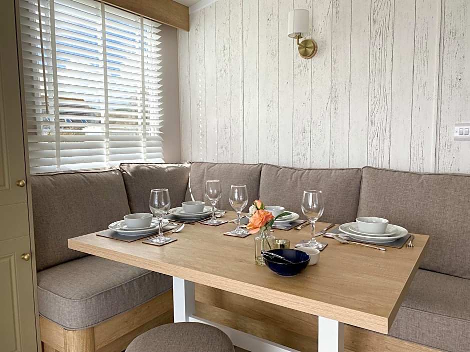 Swift Mosselle Pitch 24 Creek Caravan Park dog friendly