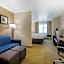 Comfort Suites Benbrook - Fort Worth Southwest