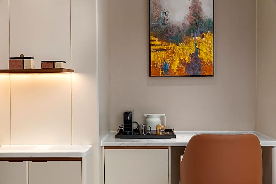 Sunworld Dynasty Hotel