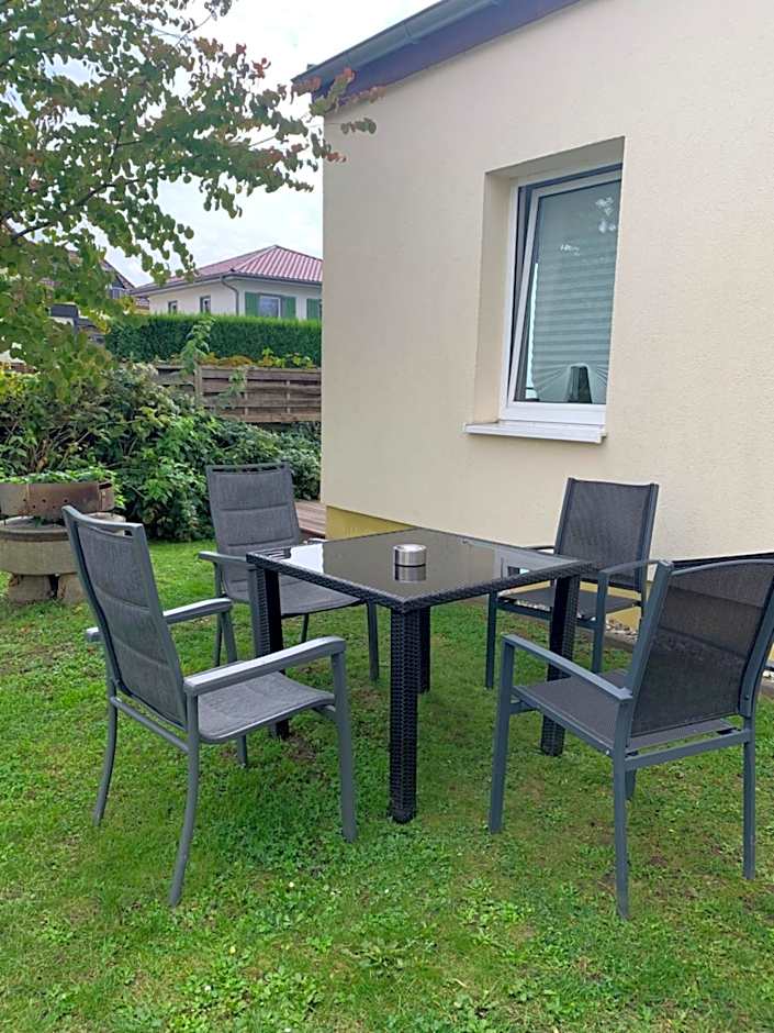 die Senfbude - wunderschöne Apartments für 4 Personen mit Terrasse & Stellplatz
