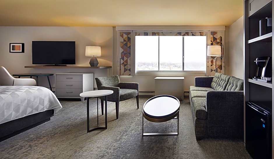 Holiday Inn Montreal Longueuil By IHG