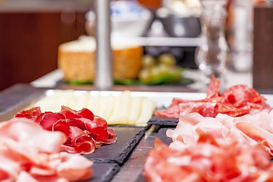 Holiday Inn Milan Garibaldi Station By IHG