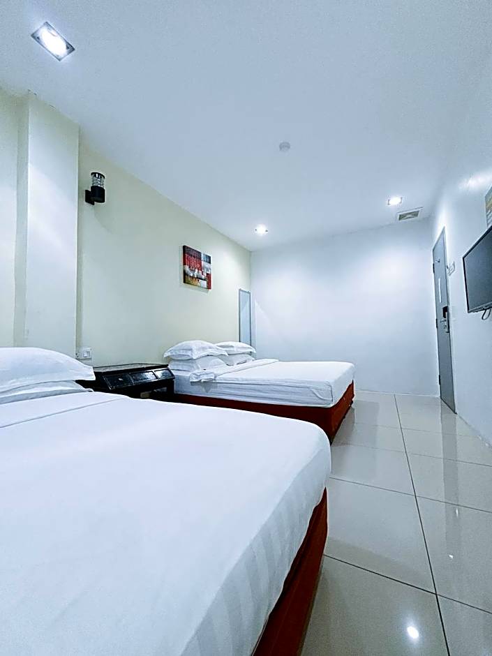 Green Hotel