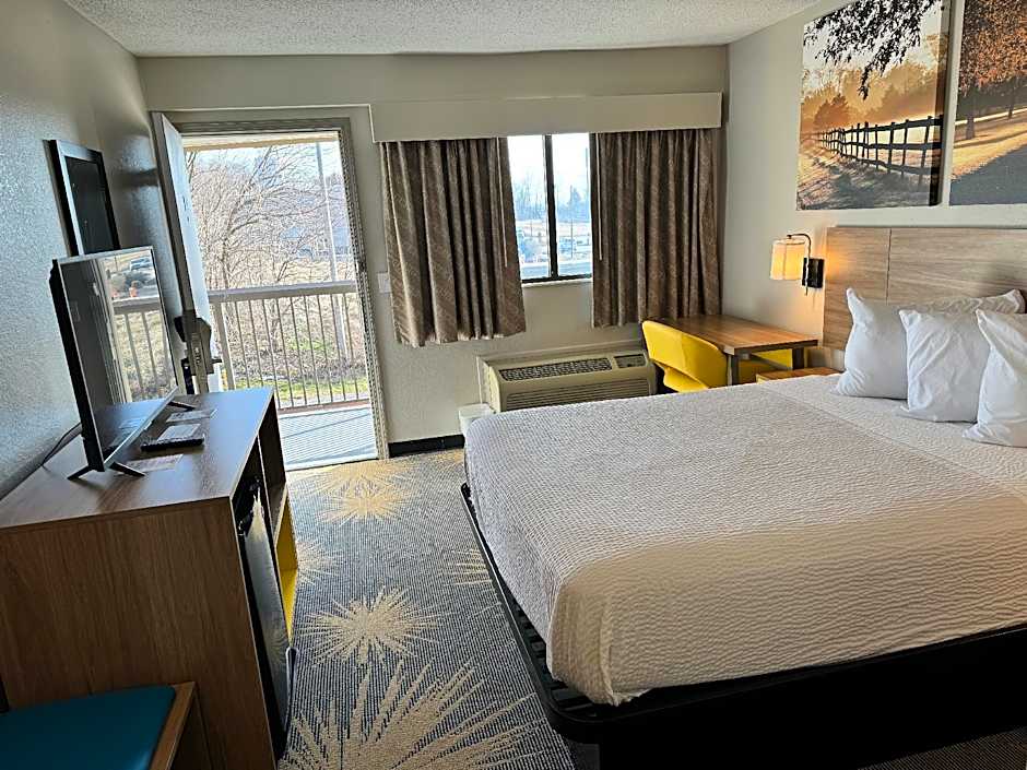Days Inn by Wyndham Cloverdale Greencastle