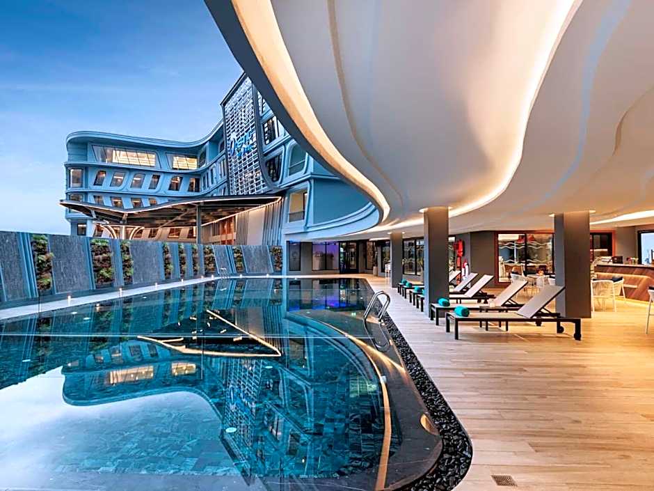 The Oceanic Sportel Phuket - SHA Extra Plus