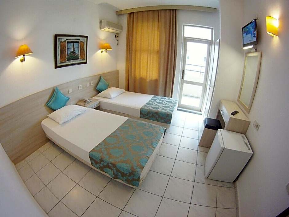 Kleopatra Carina Hotel