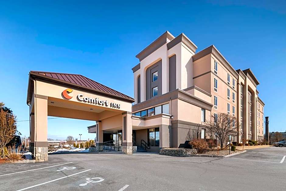Comfort Inn Manchester Airport
