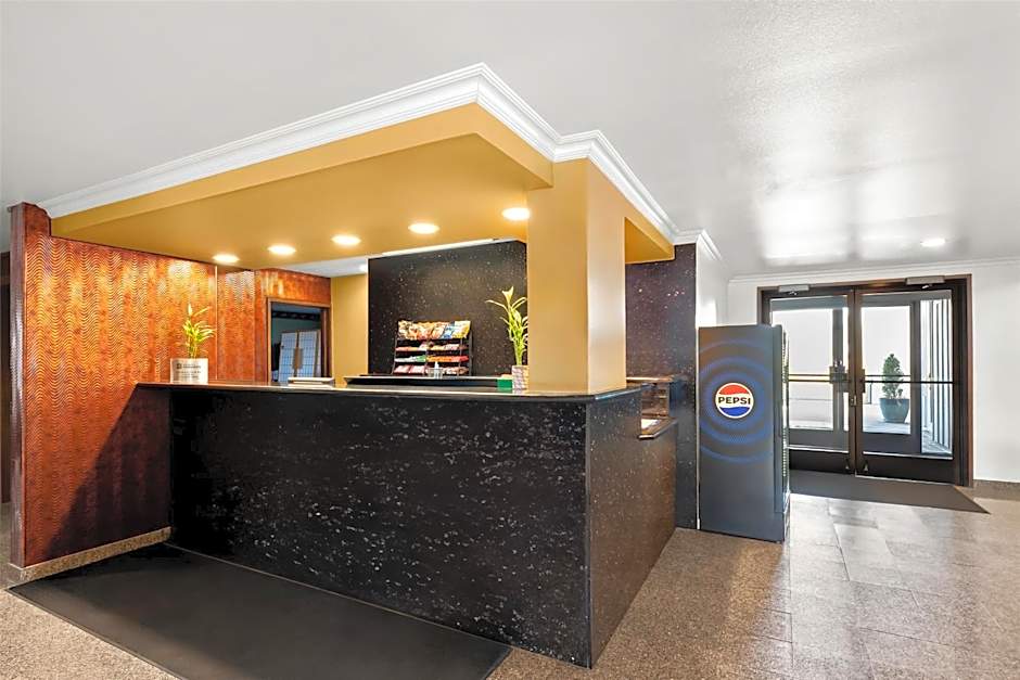 Best Western Chieftain Inn