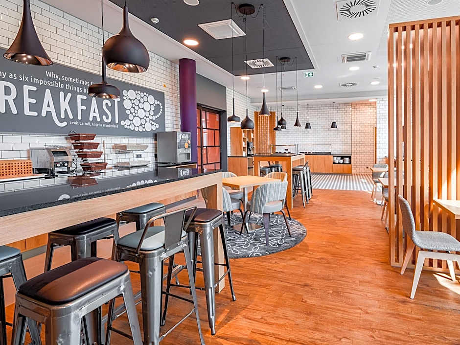 Premier Inn Mannheim City Centre